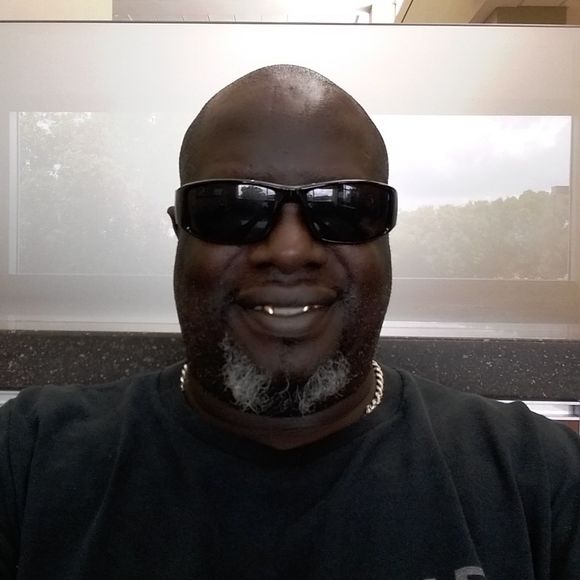 Meet your Posher, Kevin - Picture 1 of 1